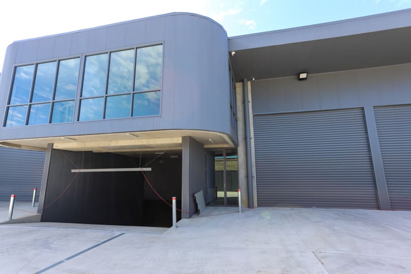 Click to view all images 3/10 Coombes Drive Penrith NSW 2750 - Image 1