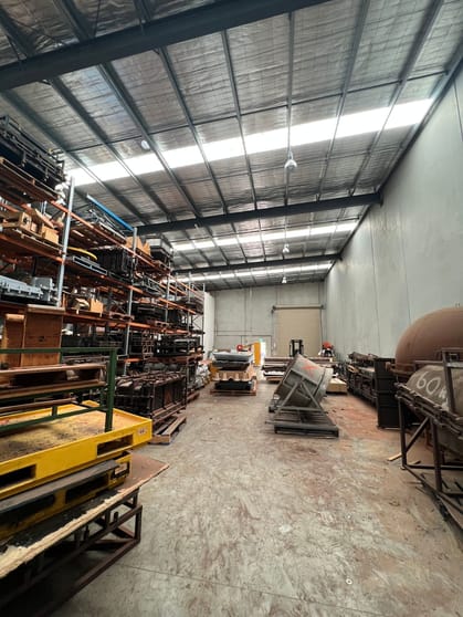 Click to view all images 2/7 Lakewood Boulevard Carrum Downs VIC 3201 - Image 2