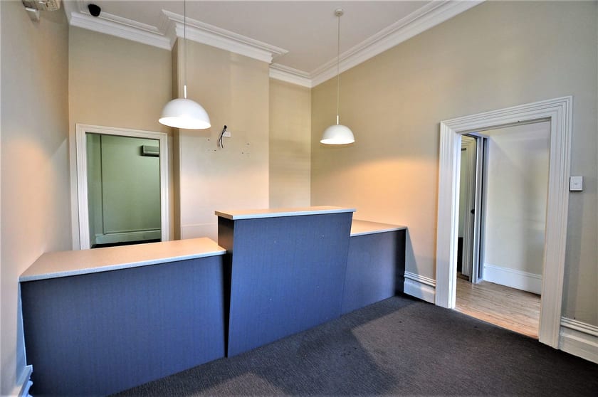 Click to view all images 10 Garsed Street Bendigo VIC 3550 - Image 3