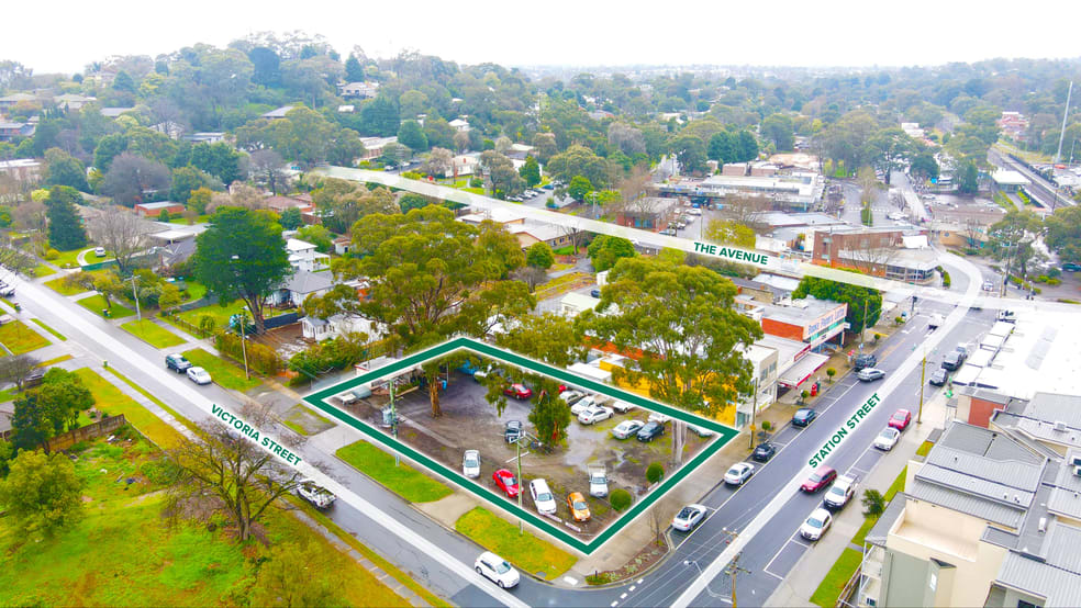 Click to view all images 51 Station Street Ferntree Gully VIC 3156 - Image 2