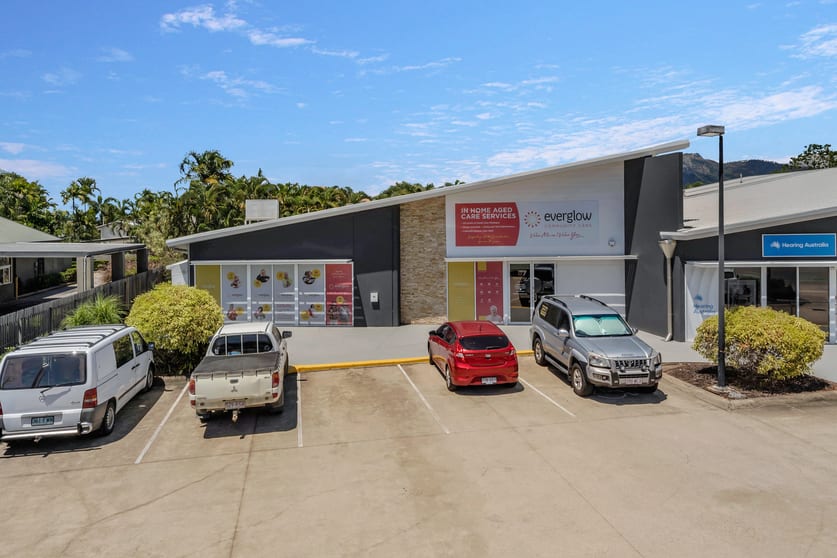 Click to view all images Suite 3/24-28 Ross River Road Mundingburra QLD 4812 - Image 2