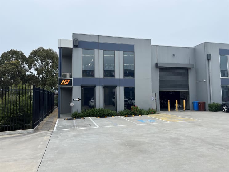 Click to view all images 1/7 Samantha Court Knoxfield VIC 3180 - Image 2