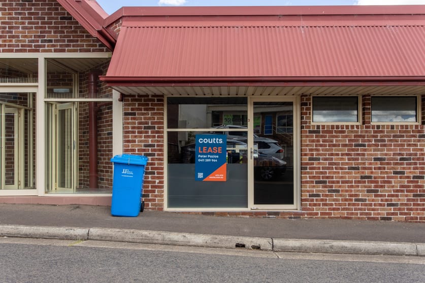 Click to view all images 3/5 Raymond Road Springwood NSW 2777 - Image 1