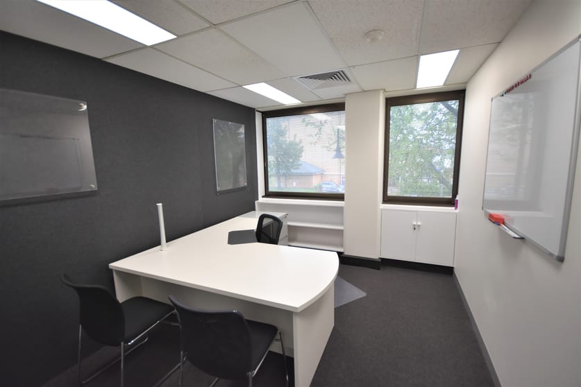 Click to view all images Level 1, 2 & 3/520 Swift Street Albury NSW 2640 - Image 2