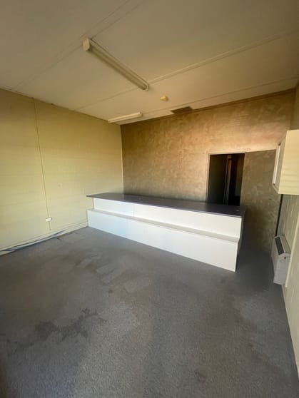 Click to view all images 42 Lemon Avenue Mildura VIC 3500 - Image 2