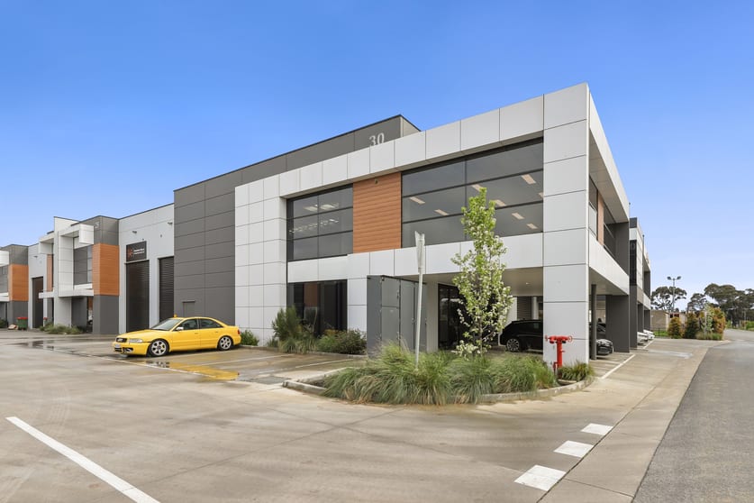 Click to view all images 30 Aspen Circuit Springvale VIC 3171 - Image 2