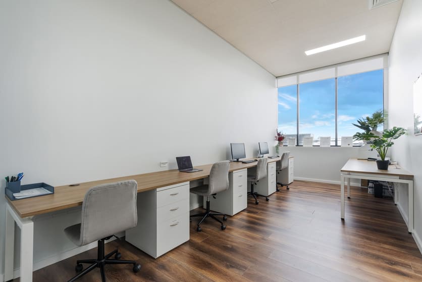 Click to view all images 9/18 Holborn Circuit Gregory Hills NSW 2557 - Image 2