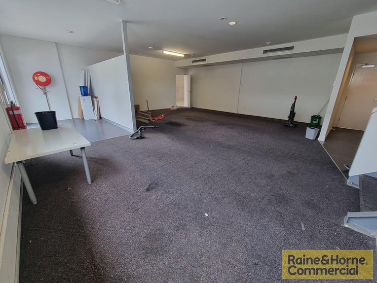 Click to view all images 5/29-39 Business Drive Narangba QLD 4504 - Image 2