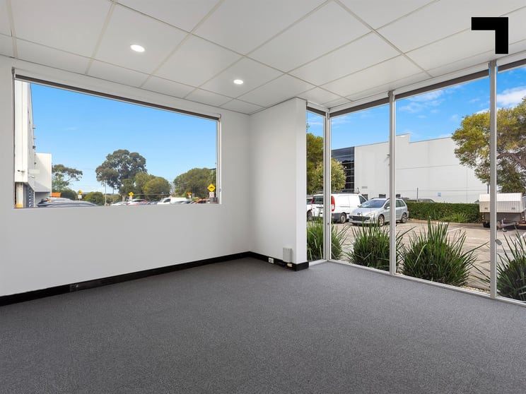 Click to view all images 9/585 Blackburn Road Notting Hill VIC 3168 - Image 3