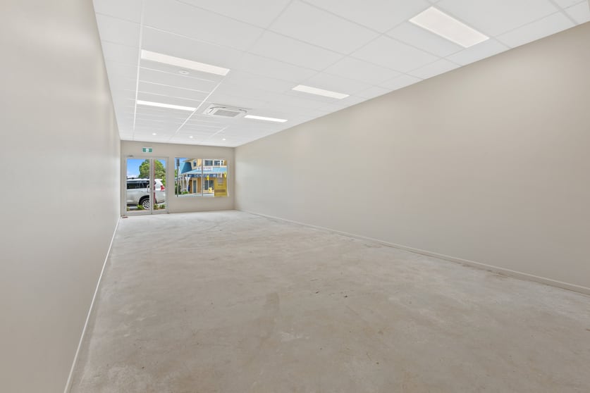 Click to view all images 1 & 2/411-413 Main Road Wellington Point QLD 4160 - Image 3