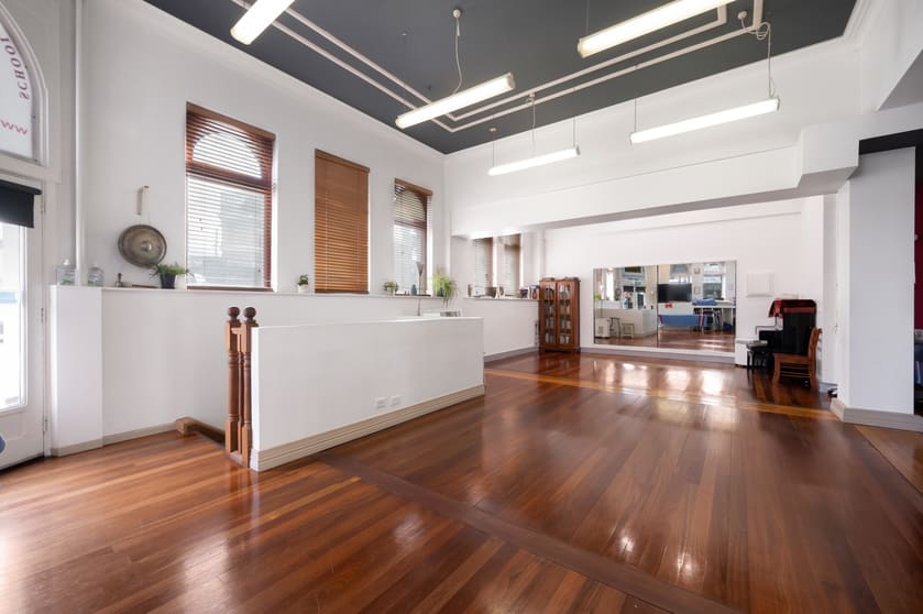 Click to view all images 330 St Georges Road Fitzroy North VIC 3068 - Image 3