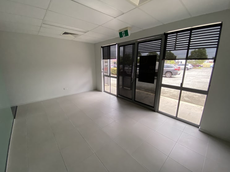 Click to view all images 7/6-8 Liuzzi Street Pialba QLD 4655 - Image 2