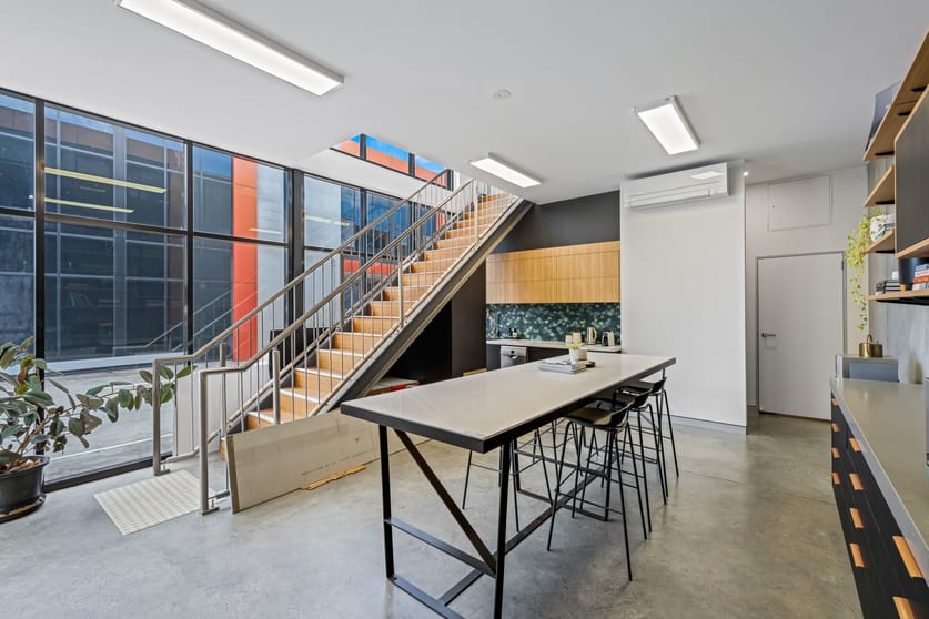 Click to view all images 13/104 Barwon Street Morningside QLD 4170 - Image 3