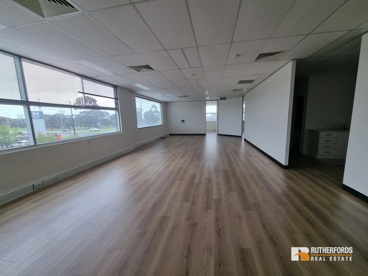 Click to view all images 4A/60 Keilor Park Drive Keilor Park VIC 3042 - Image 2