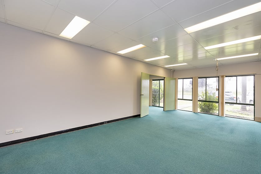Click to view all images 4 & 5, 19 Wallamore Road Tamworth NSW 2340 - Image 3