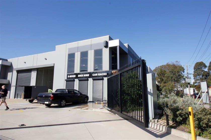 Click to view all images 17/7 SAMANTHA COURT Knoxfield VIC 3180 - Image 2
