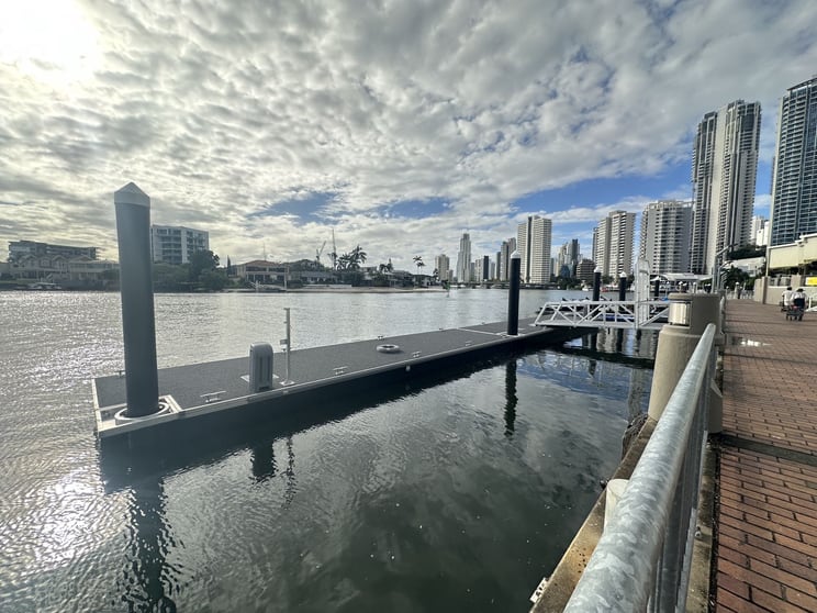 Click to view all images 58 Cavill Avenue Surfers Paradise QLD 4217 - Image 3