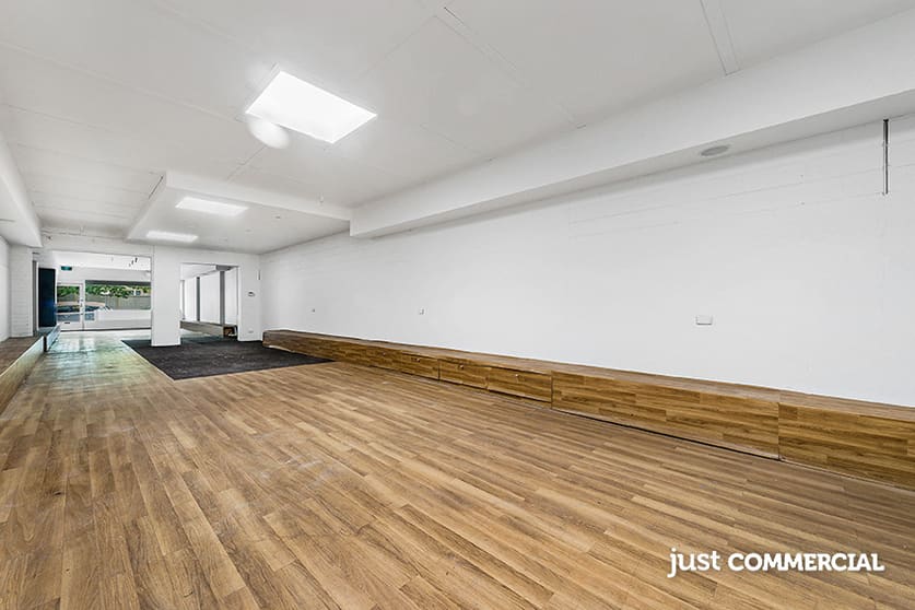 Click to view all images 543 Hampton Street Hampton VIC 3188 - Image 3