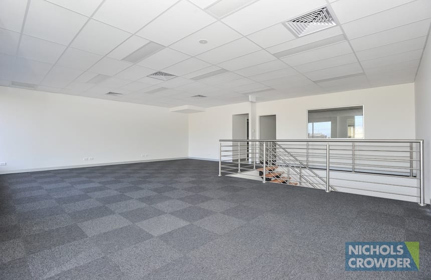 Click to view all images 6/10 Lakewood Boulevard Carrum Downs VIC 3201 - Image 3