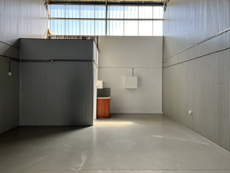 Click to view all images 25/32 Browns Road South Nowra NSW 2541 - Image 2