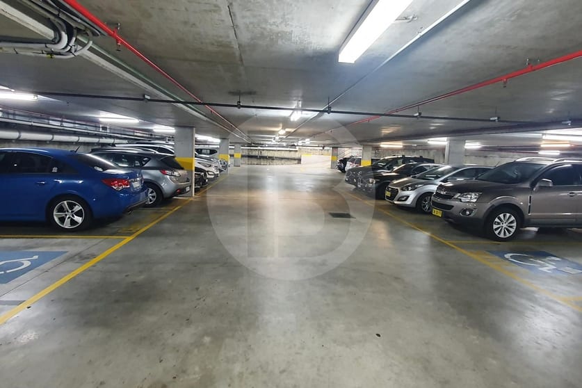 Click to view all images Ground/Floor 660 PITTWATER ROAD Brookvale NSW 2100 - Image 3
