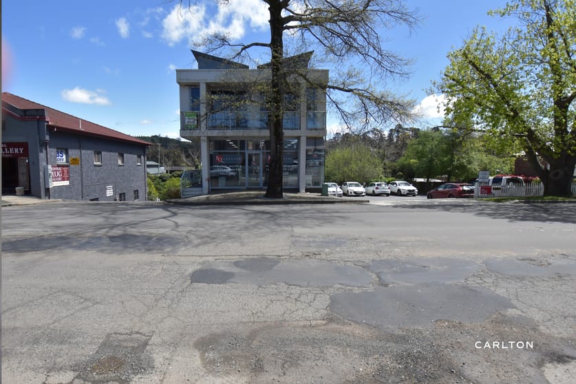 Click to view all images 3/31A Station Street Bowral NSW 2576 - Image 3