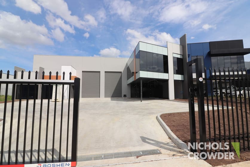 Click to view all images 2/6 Buontempo Road Carrum Downs VIC 3201 - Image 1