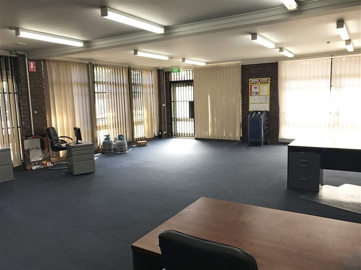 2/214-224 Wellington Road Clayton VIC 3168 - Image 2