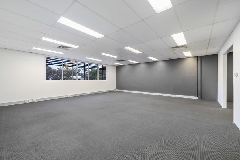 Click to view all images 3/50 Secam Street Mansfield QLD 4122 - Image 3