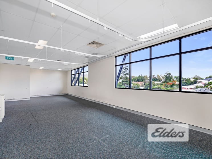 Click to view all images 15 Morrow Street Taringa QLD 4068 - Image 3