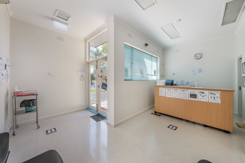Click to view all images 42 Station Street Fairfield VIC 3078 - Image 2
