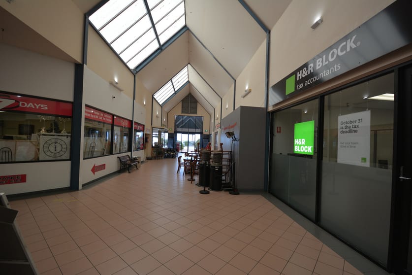 Click to view all images Shop 4, 93 Main South Road O'halloran Hill SA 5158 - Image 2