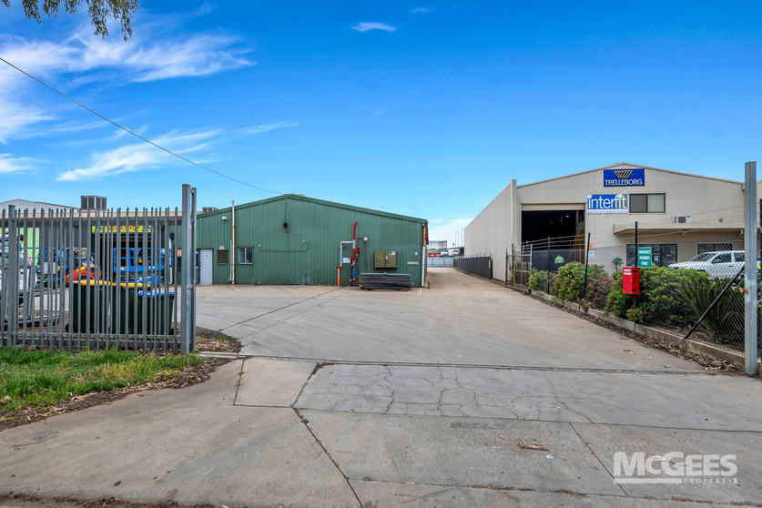 Click to view all images 2/26 Cormack Road Wingfield SA 5013 - Image 3