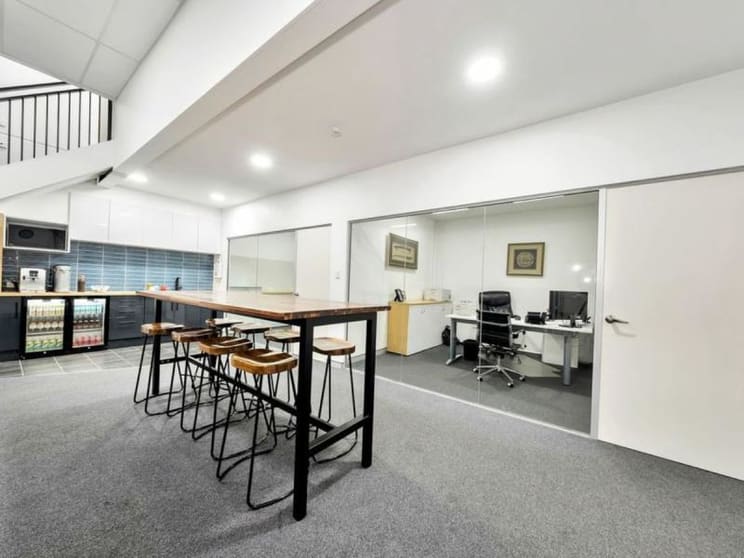 Click to view all images Unit 5 & 6/1 Sailfind Place Somersby NSW 2250 - Image 1