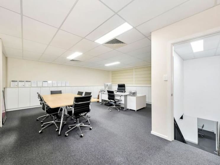 Click to view all images Unit 5 & 6/1 Sailfind Place Somersby NSW 2250 - Image 3