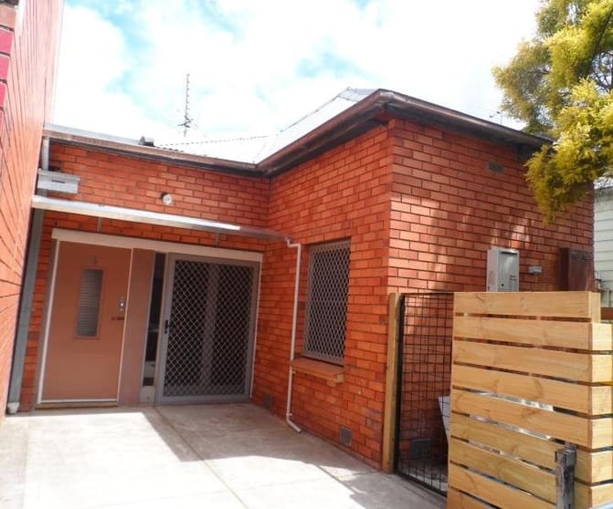 Click to view all images 6 Eastment Street Northcote VIC 3070 - Image 1