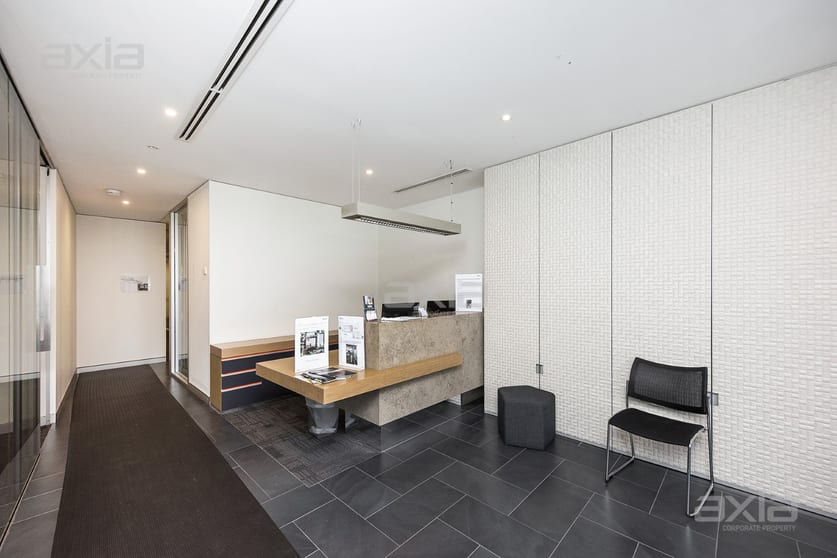Click to view all images 1 and 21/12 Cowcher Place Belmont WA 6104 - Image 3