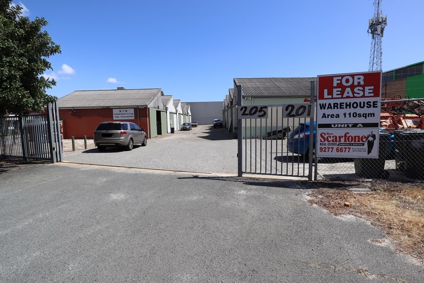 Click to view all images 205A Bank Street East Victoria Park WA 6101 - Image 1