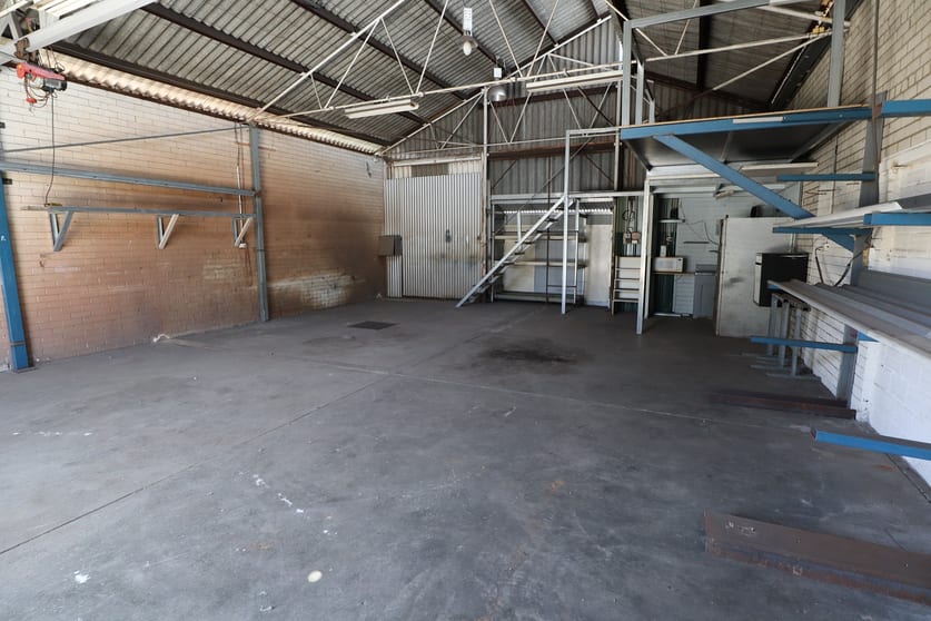 Click to view all images 205A Bank Street East Victoria Park WA 6101 - Image 3