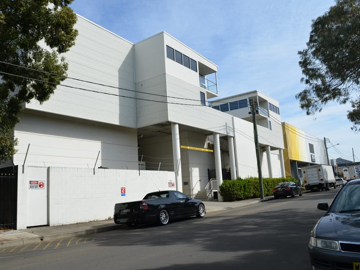 Click to view all images Storage Unit 6/16 Meta Street Caringbah NSW 2229 - Image 3