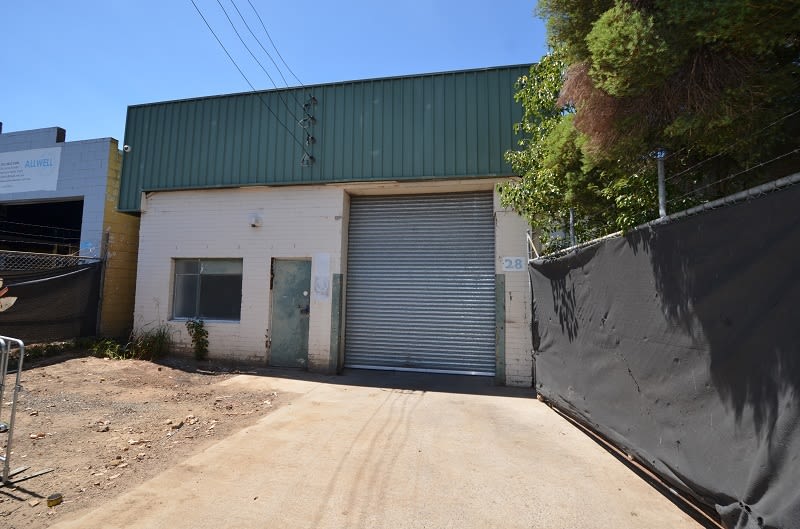 Click to view all images 28 Larra St Yennora NSW 2161 - Image 1