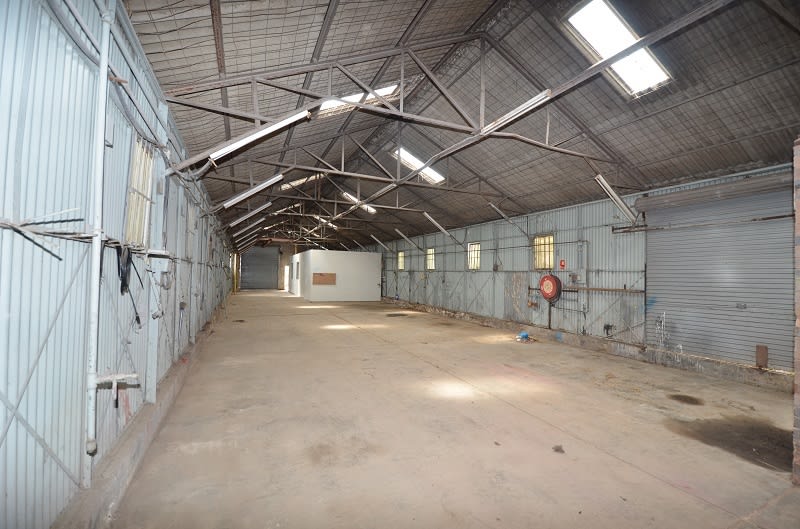 Click to view all images 28 Larra St Yennora NSW 2161 - Image 2