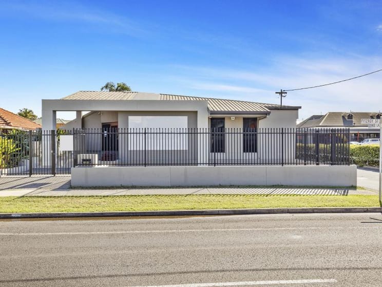 Click to view all images Class "A" Office Building/104 Fitzroy Street Rockhampton City QLD 4700 - Image 1