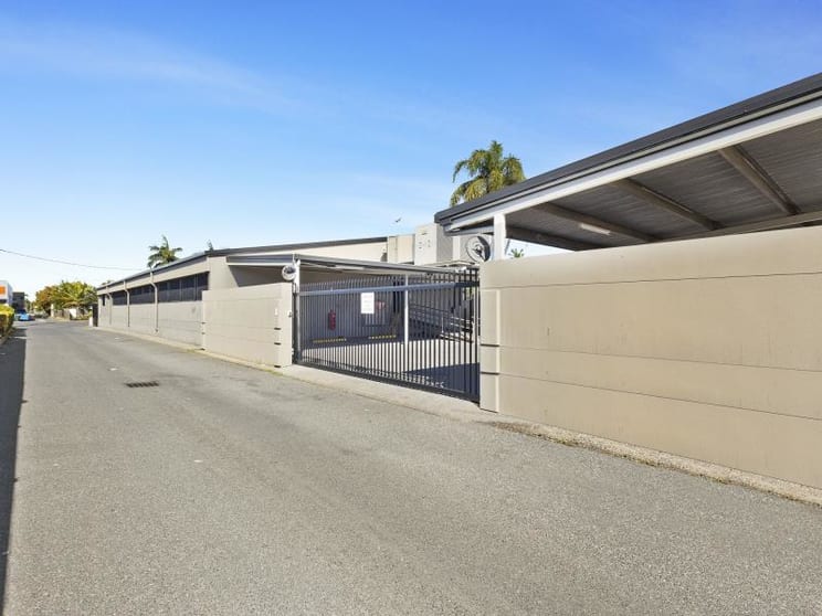 Click to view all images Class "A" Office Building/104 Fitzroy Street Rockhampton City QLD 4700 - Image 2