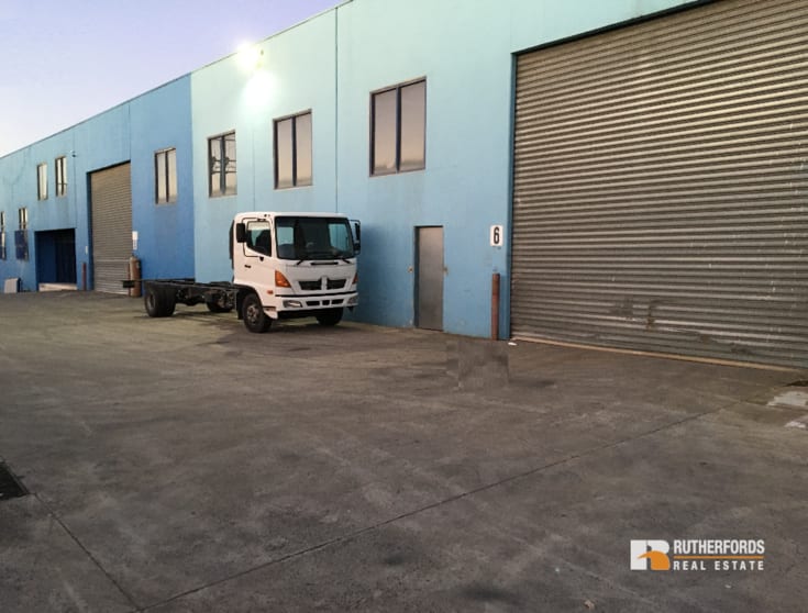 Click to view all images 2/164-170 Barry Road Campbellfield VIC 3061 - Image 1