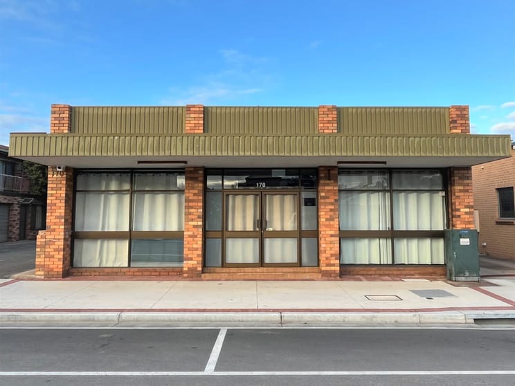 Click to view all images 170 Yambil Street Griffith NSW 2680 - Image 1
