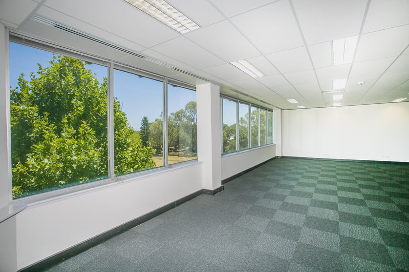 Click to view all images 2/35 McNicholl Street Rockingham WA 6168 - Image 2