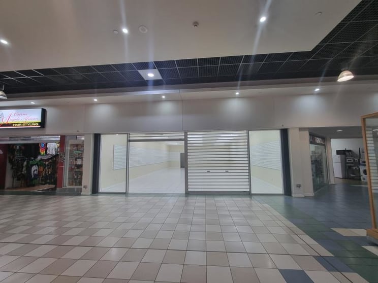 Click to view all images Shop 8/33 - 63 Cnr Alfred Street & Koch Street Manunda QLD 4870 - Image 1