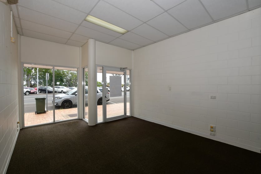 Click to view all images 34a Quay Street Bundaberg Central QLD 4670 - Image 2