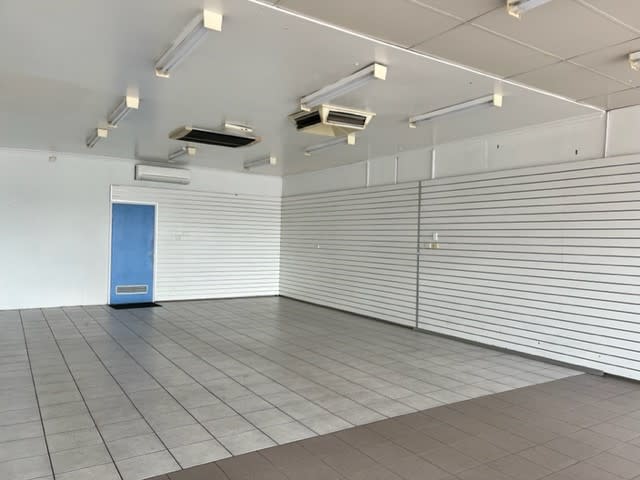 Click to view all images 1a/9-13 Gilbert Street Torquay VIC 3228 - Image 2